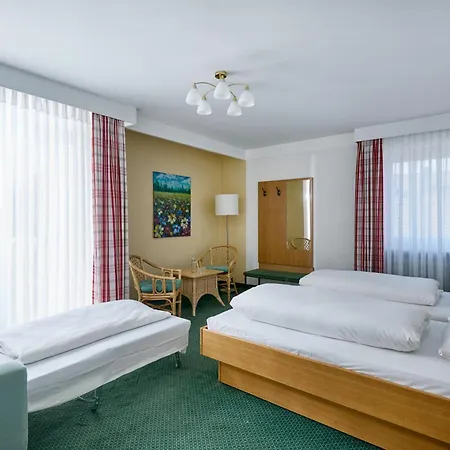 Hotel Mayer Germering Zewnętrze zdjęcie