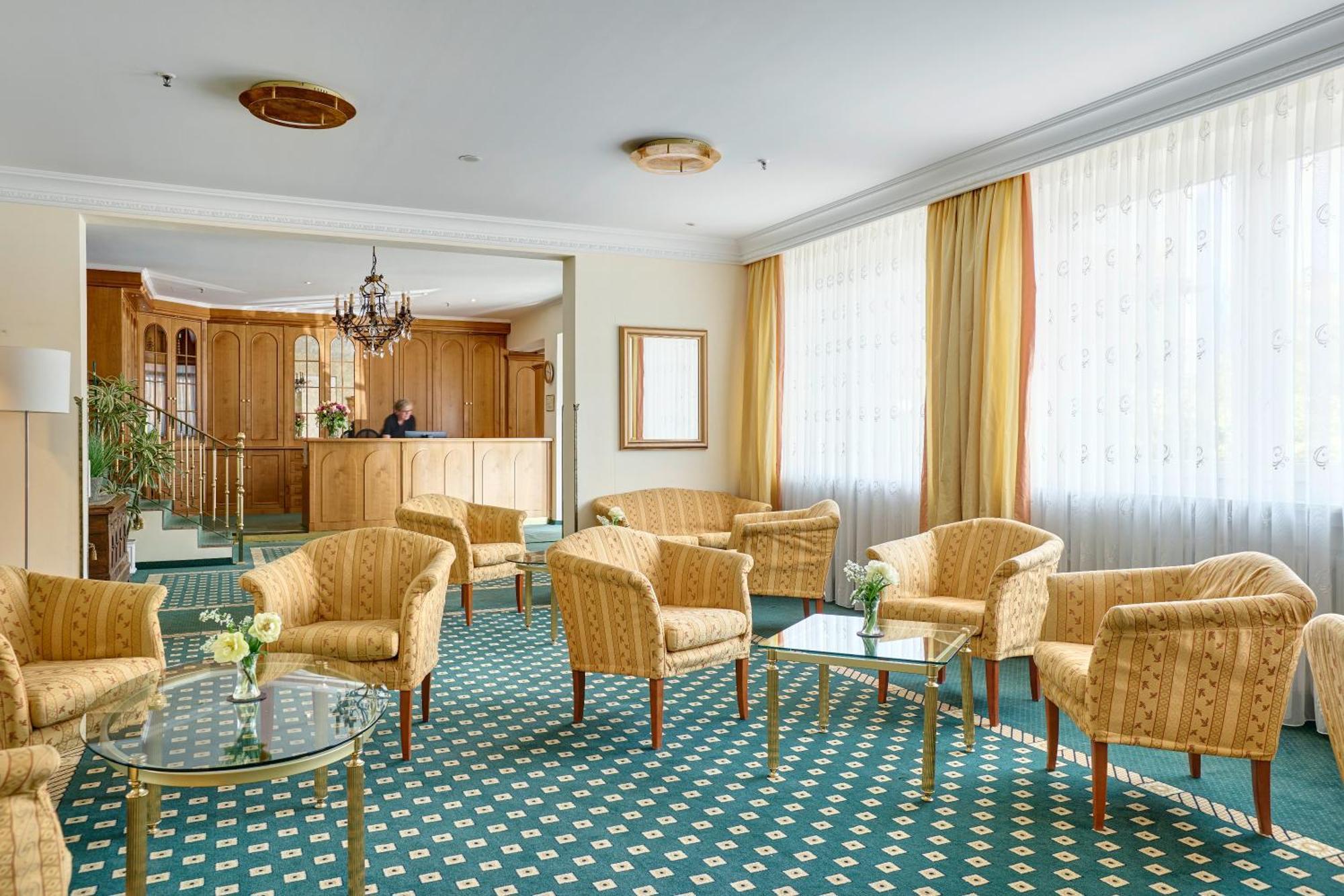 Mayer Hotel